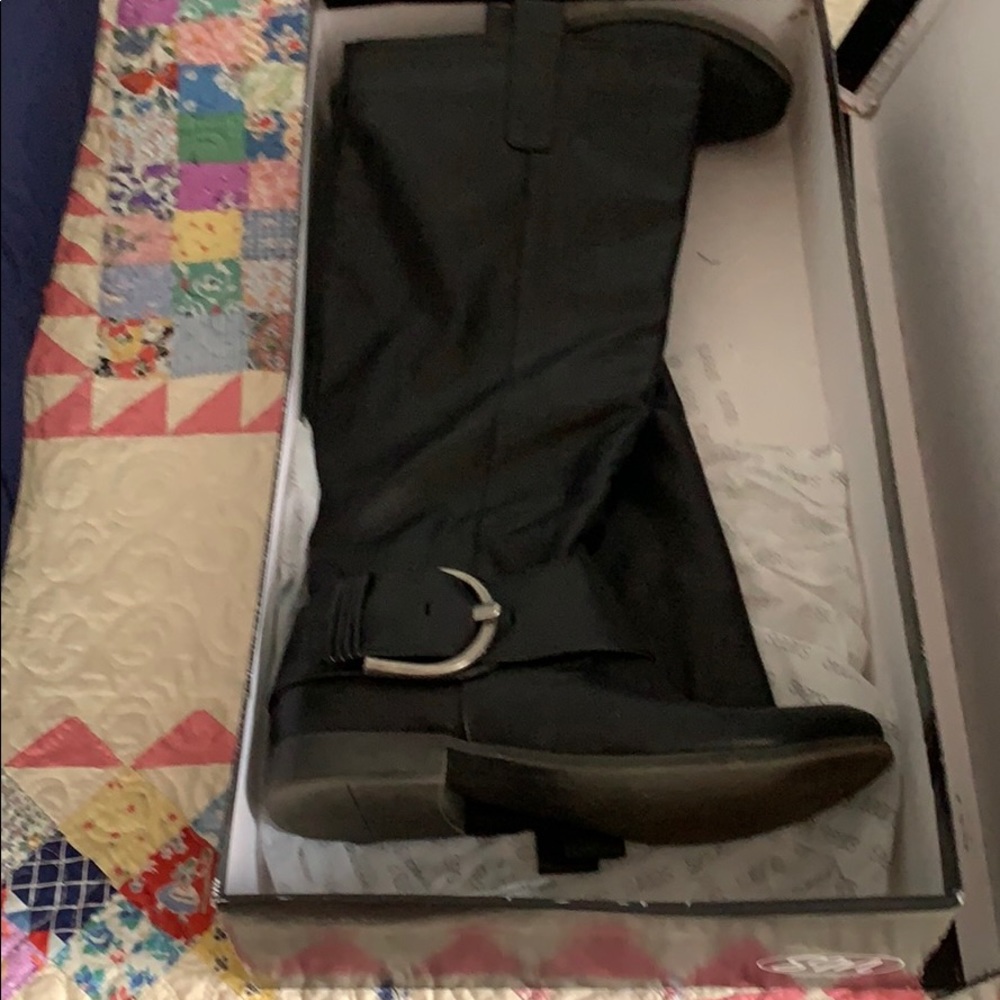 Black knee high boots